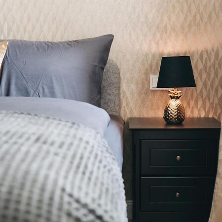 Tip! Modernes 90 Qm City-Apartment Mit Stil & Komfort In Toplage Drezno Zewnętrze zdjęcie